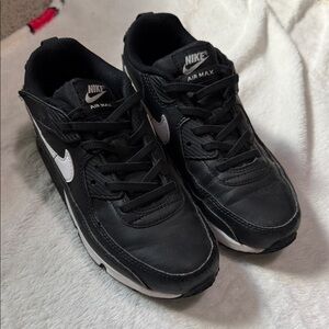 Nike Air Max 90 EasyOn size 3Y